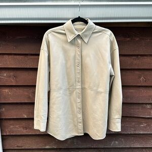 Aritzia Babaton Pelli Shirt Jacket vegan leather
